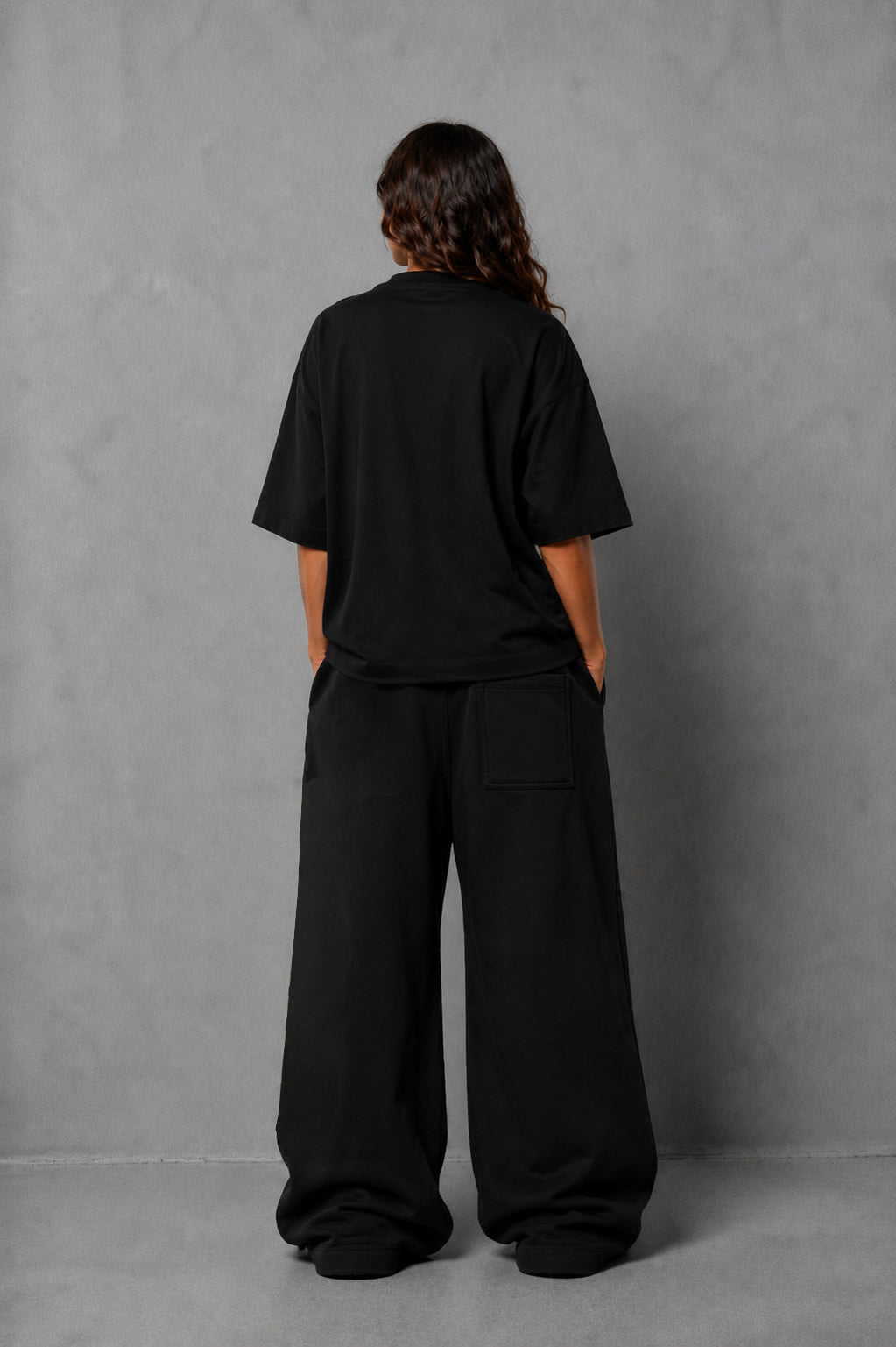 CORRUPT CANINE SILENCE SPEAKS LOUDER BOXY GRAPHIC T-SHIRT & WIDE LEG SWEATPANTS SET