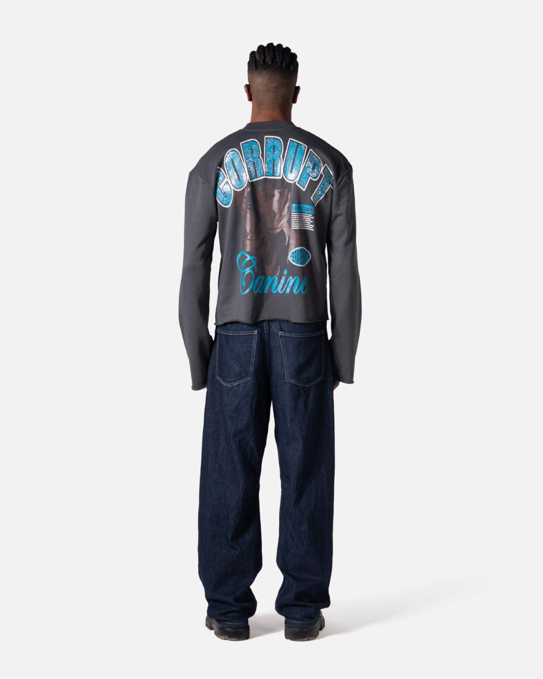 RHINESTONE DOGY &amp; LOGOS PRINT CORRUPT CROPPED SWEATSHIRT