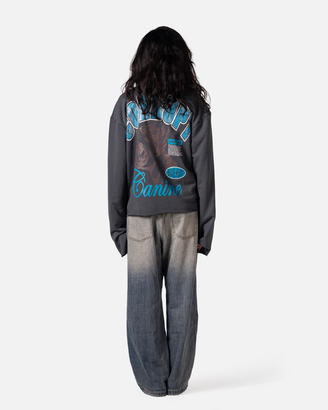 RHINESTONE DOGY &amp; LOGOS PRINT CORRUPT CROPPED SWEATSHIRT