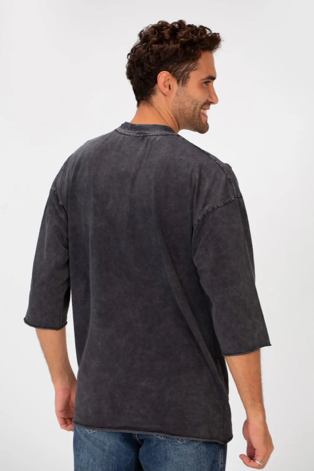 WASHED BOXY FIT RIPPED PRINTED T-SHIRT