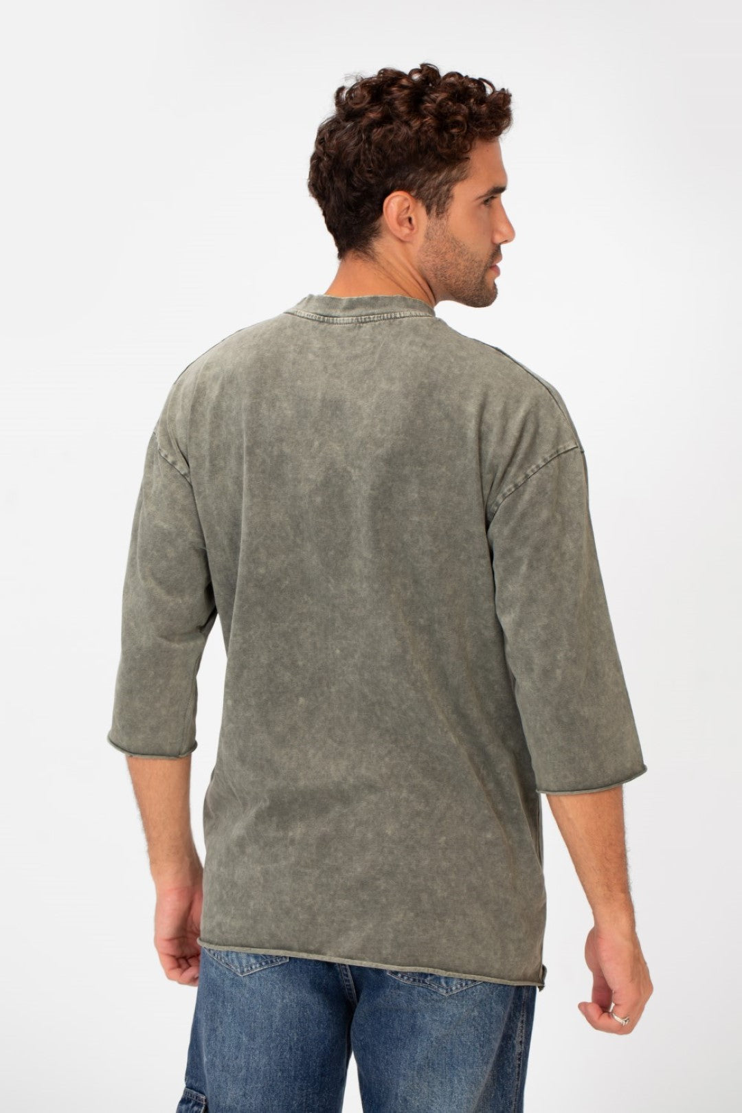 WASHED BOXY FIT RIPPED PRINTED T-SHIRT