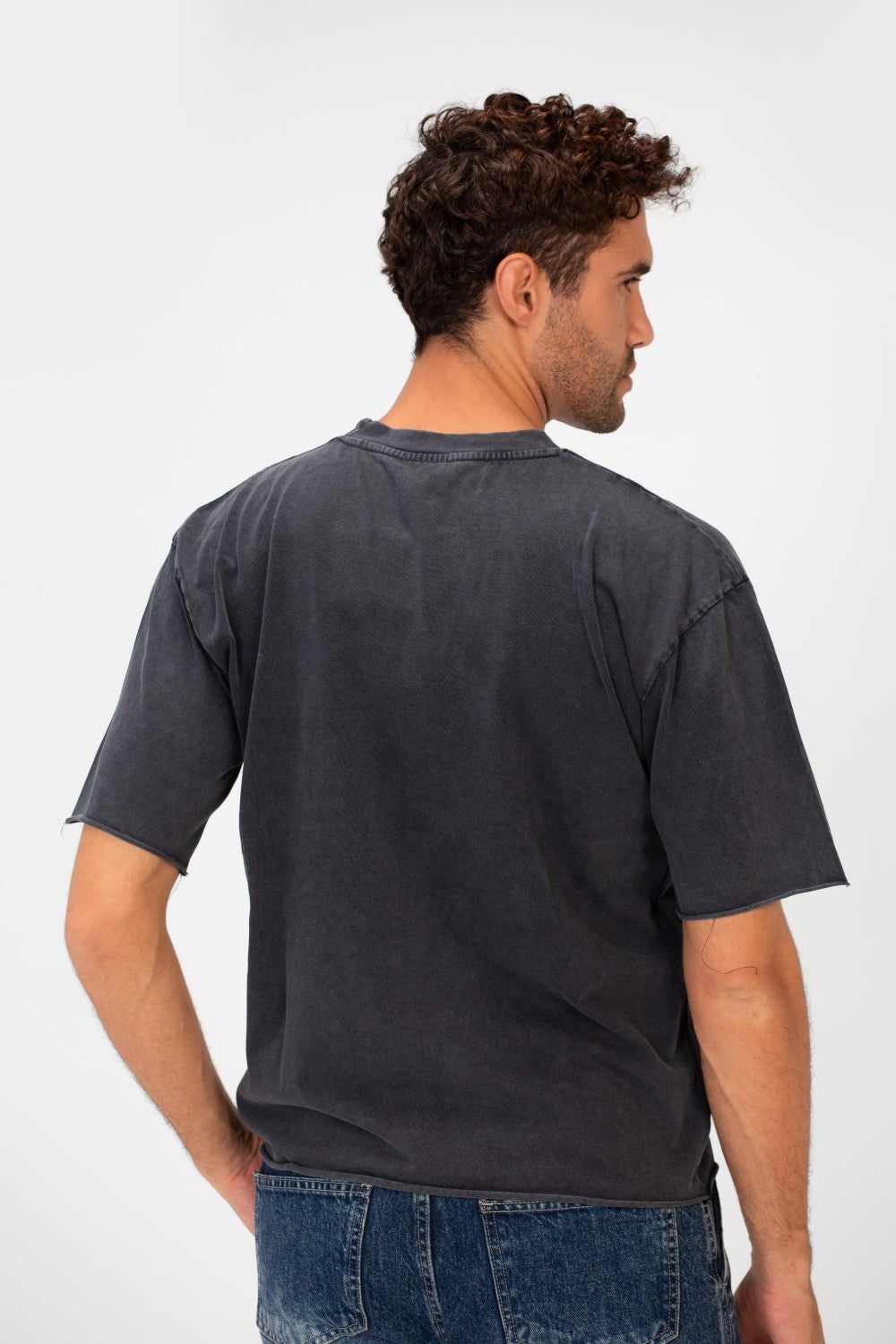 GRAPHIC PRINT OVERSIZED K9 T-SHIRT
