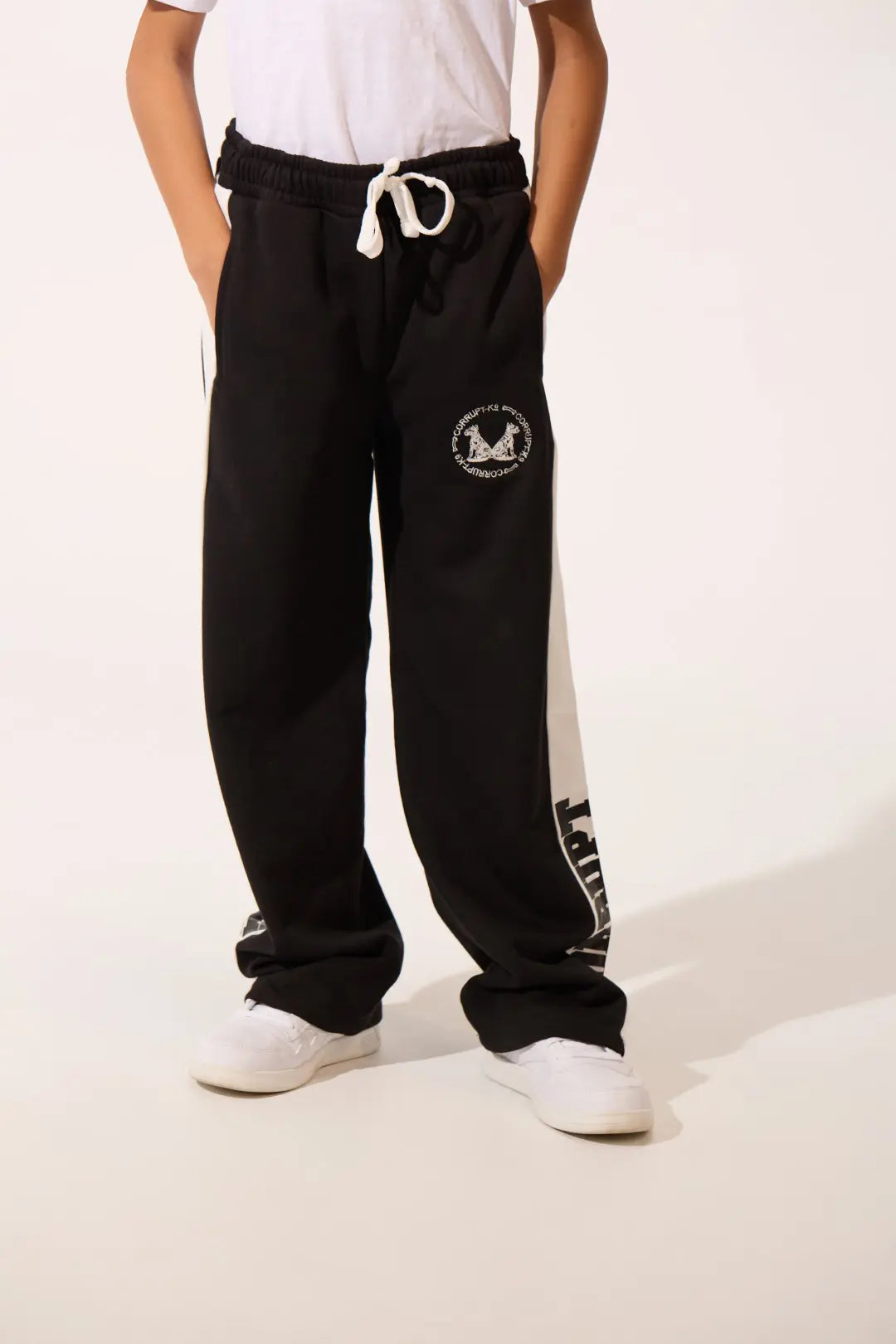 KIDS CONTRAST SIDE PANEL CORRUPT STREET SWEATPANTS