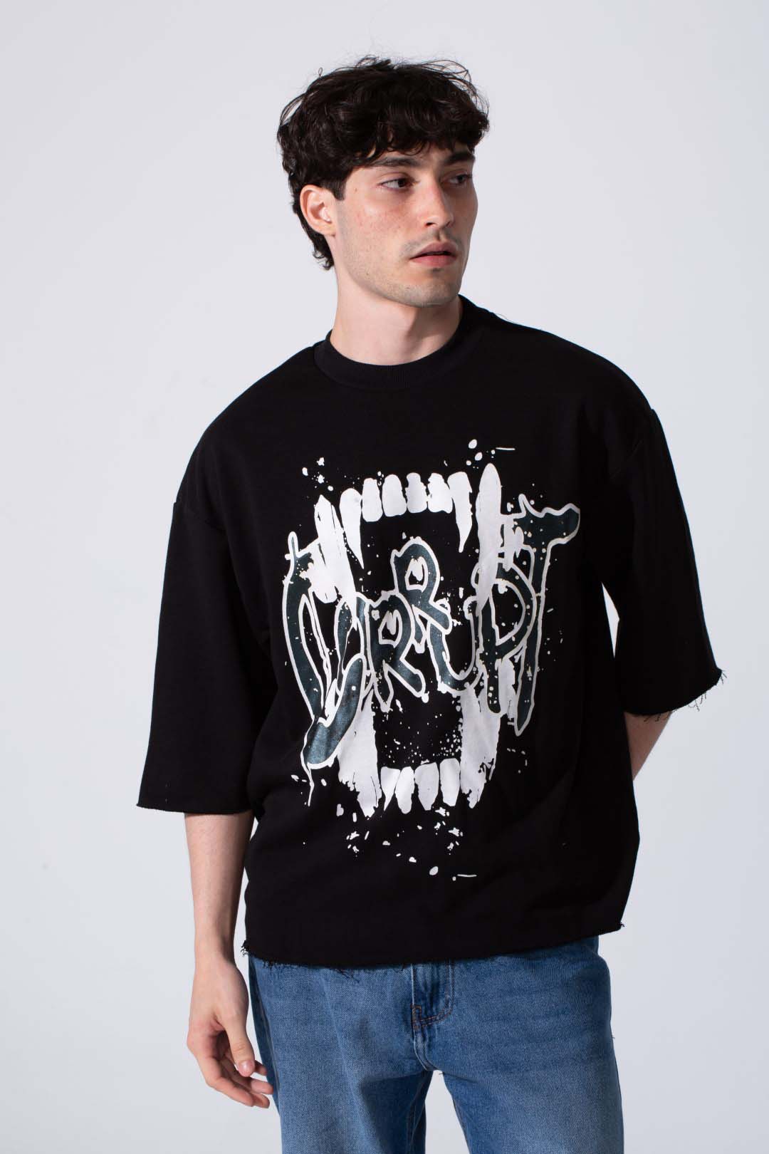 CORRUPT HEAVYWEIGHT ROUNDED T-SHIRT