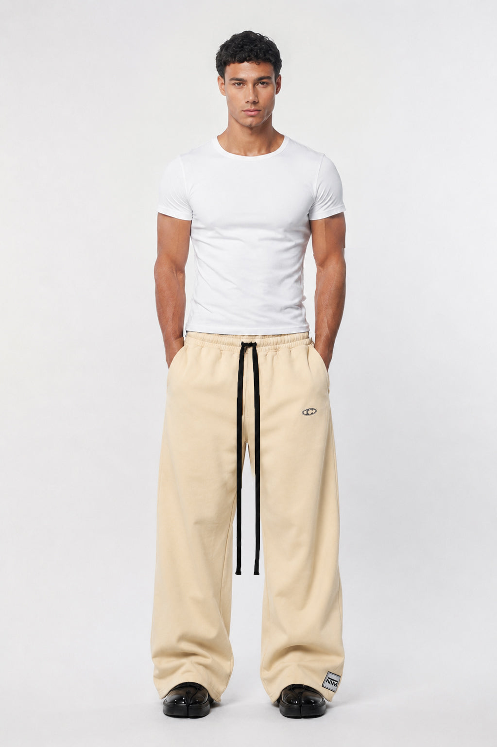 WIDE LEG FLEECE OFF GRID SWEATPANTS WITH DRAWSTRING