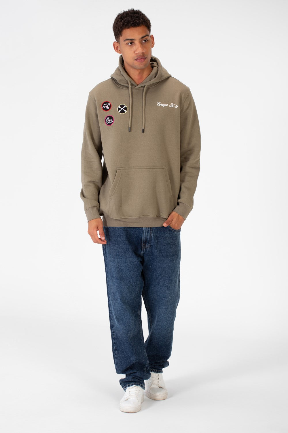 KANGAROO POCKET HOOD SWEATSHIRT